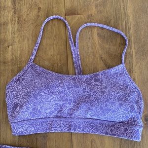 Lululemon Flow Y bra